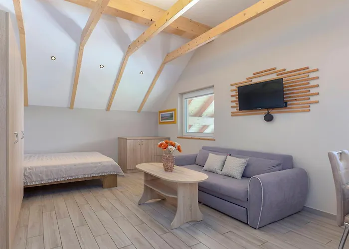 Pri Hrastu Guest house Kamnik