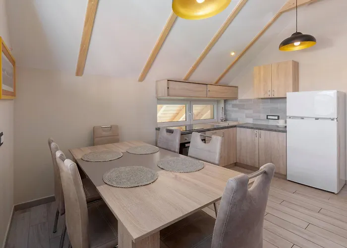 Pri Hrastu Guest house Kamnik